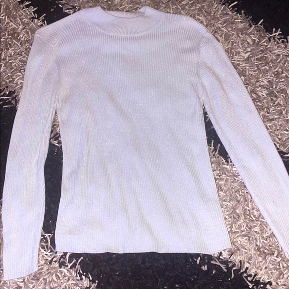 Sweaters - White Sweater